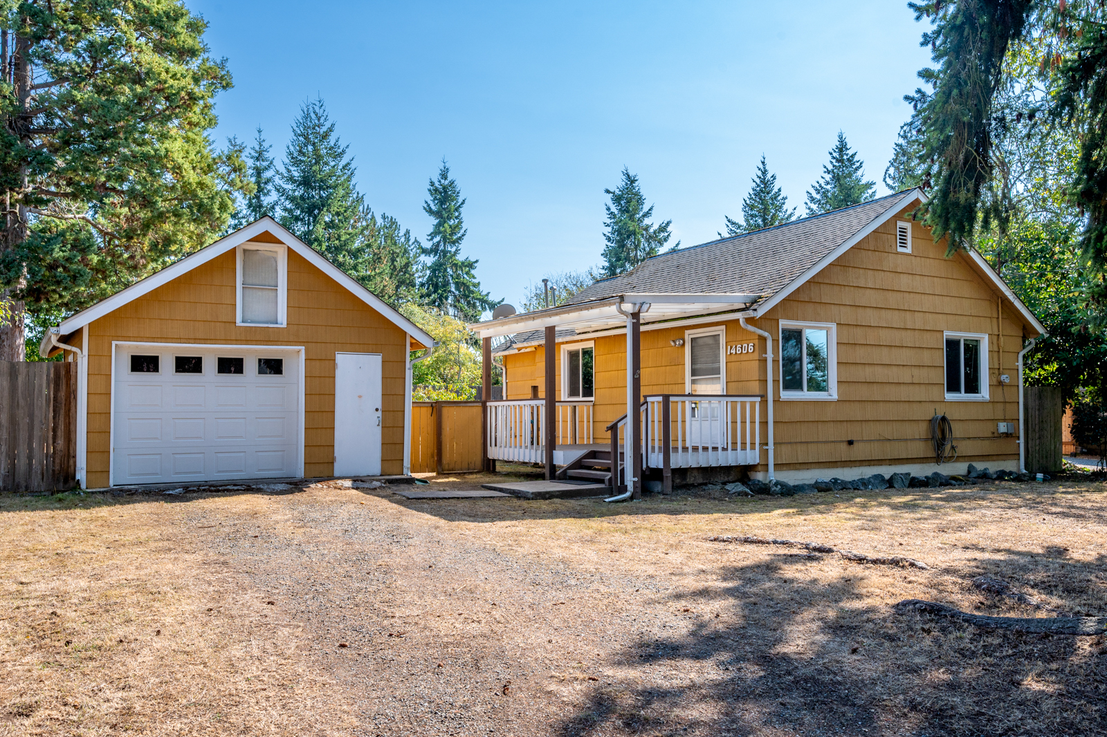 Property Photo: Exterior 14606 16th Ave SW  WA 98166 