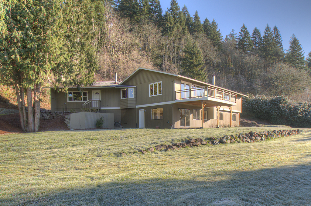 Property Photo: 8049 199th Ave NE WA 98053