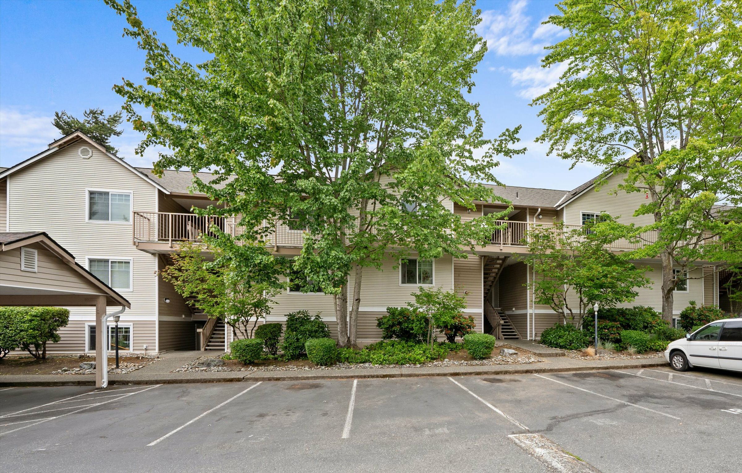 11527  Highway 99 A303  Everett WA 98204 photo