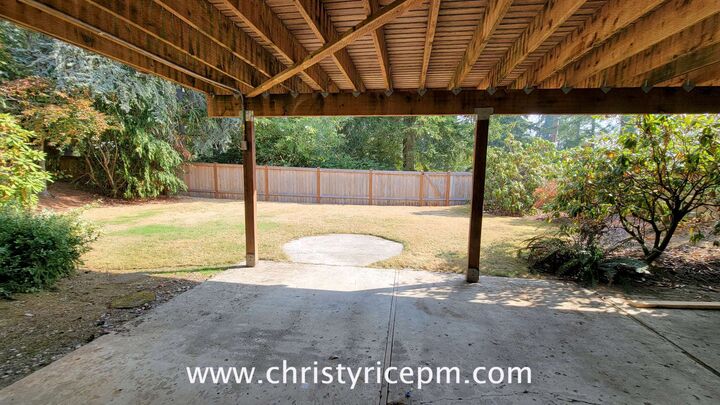 Property Photo: 820 172nd Avenue NE WA 98008