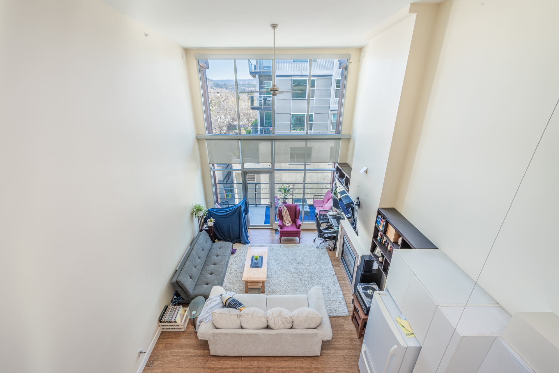 Property Photo: 1289 Ellis Street 416 BC V1Y 9X6