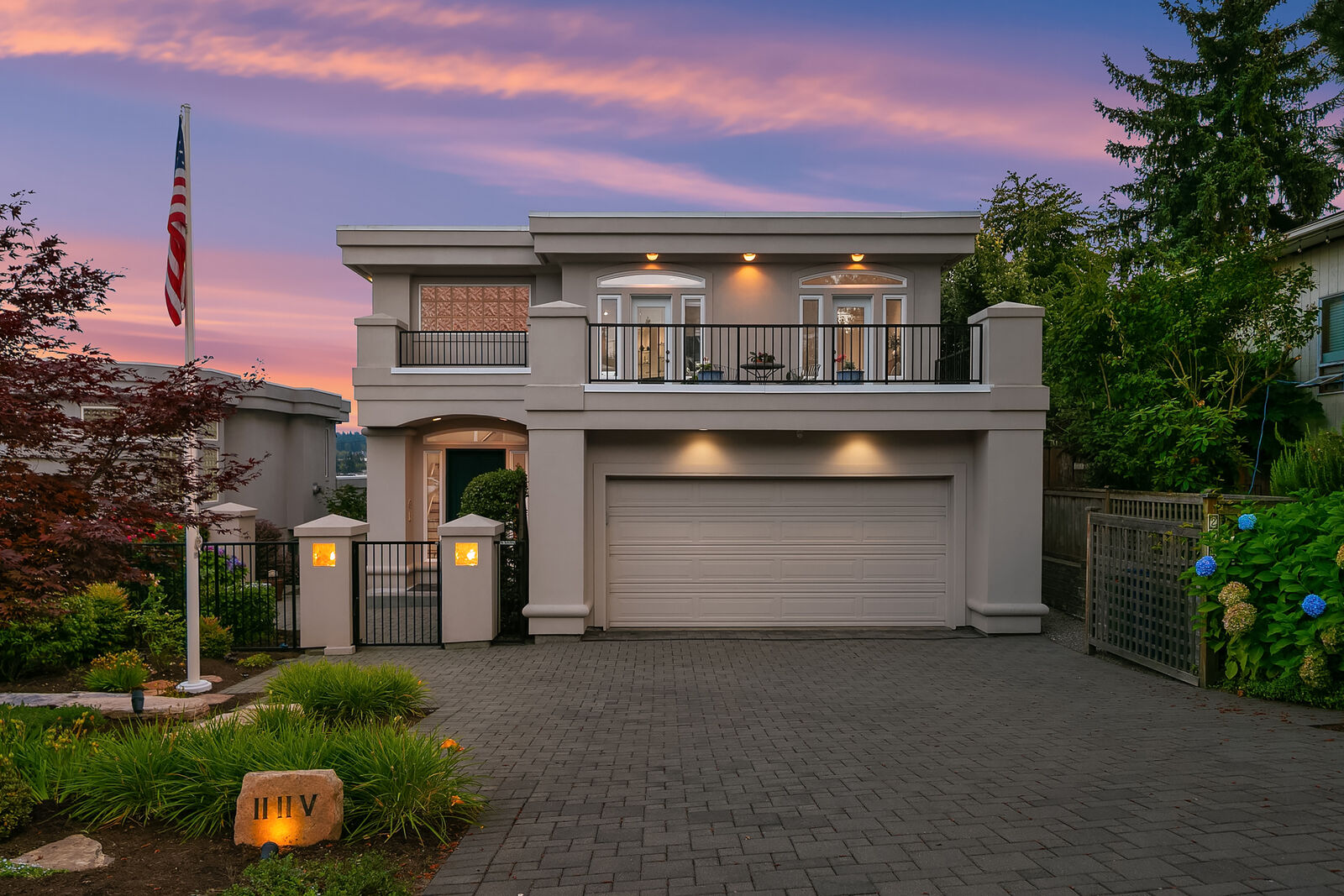 Property Photo: 225 8th Avenue WA 98033
