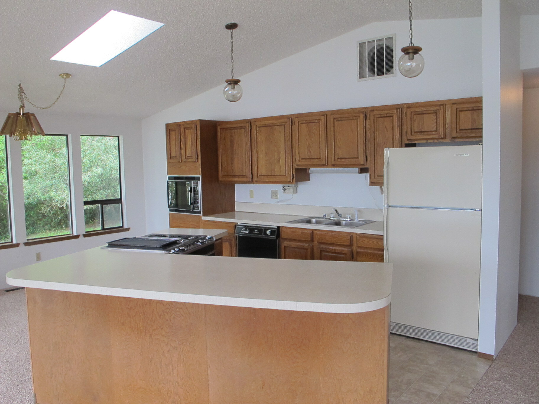 Property Photo: Kitchen/dining room 532 Mt Olympus Ave SE  WA 98569 