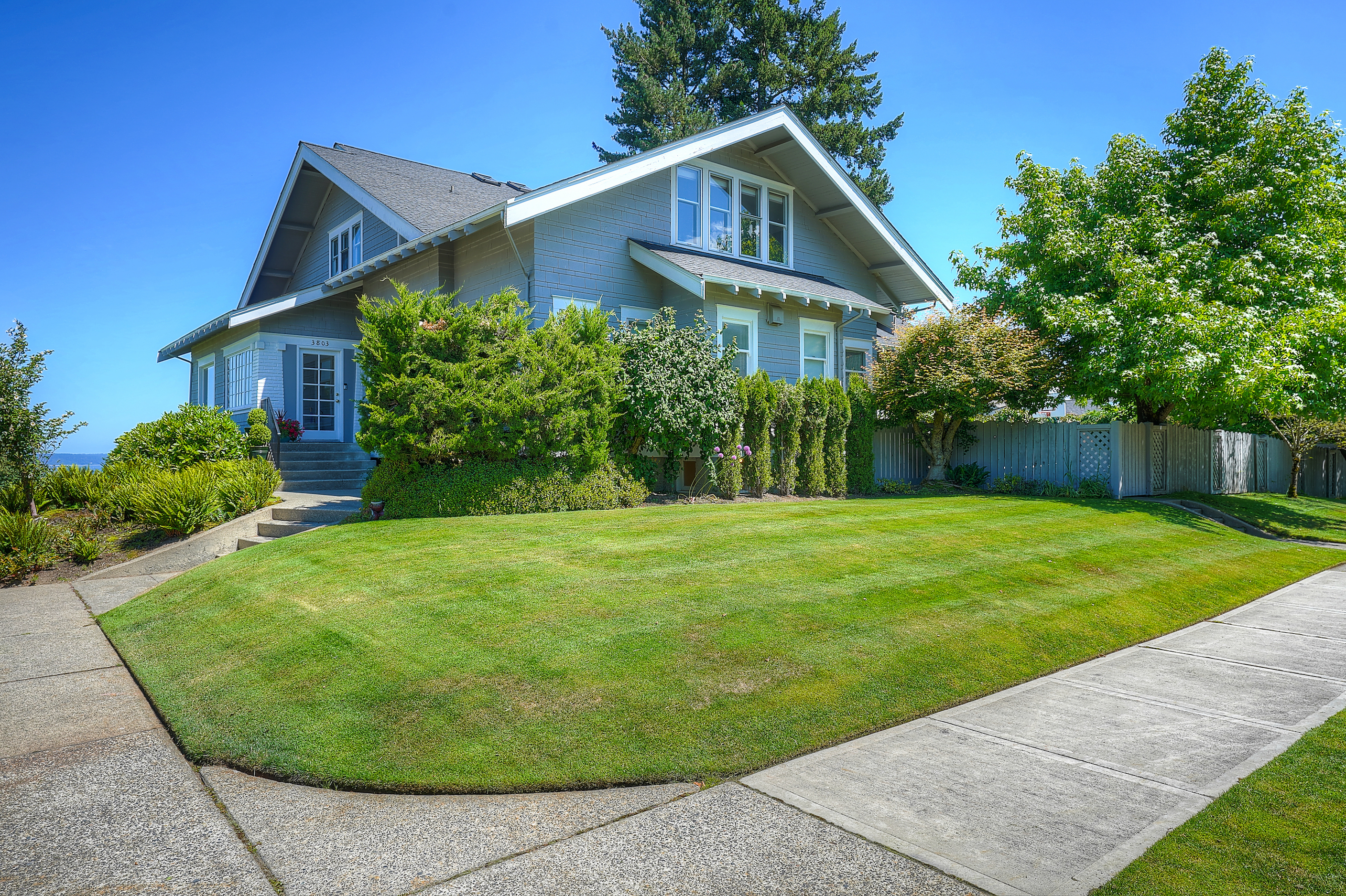 Property Photo:  3803 N Monroe St  WA 98407 