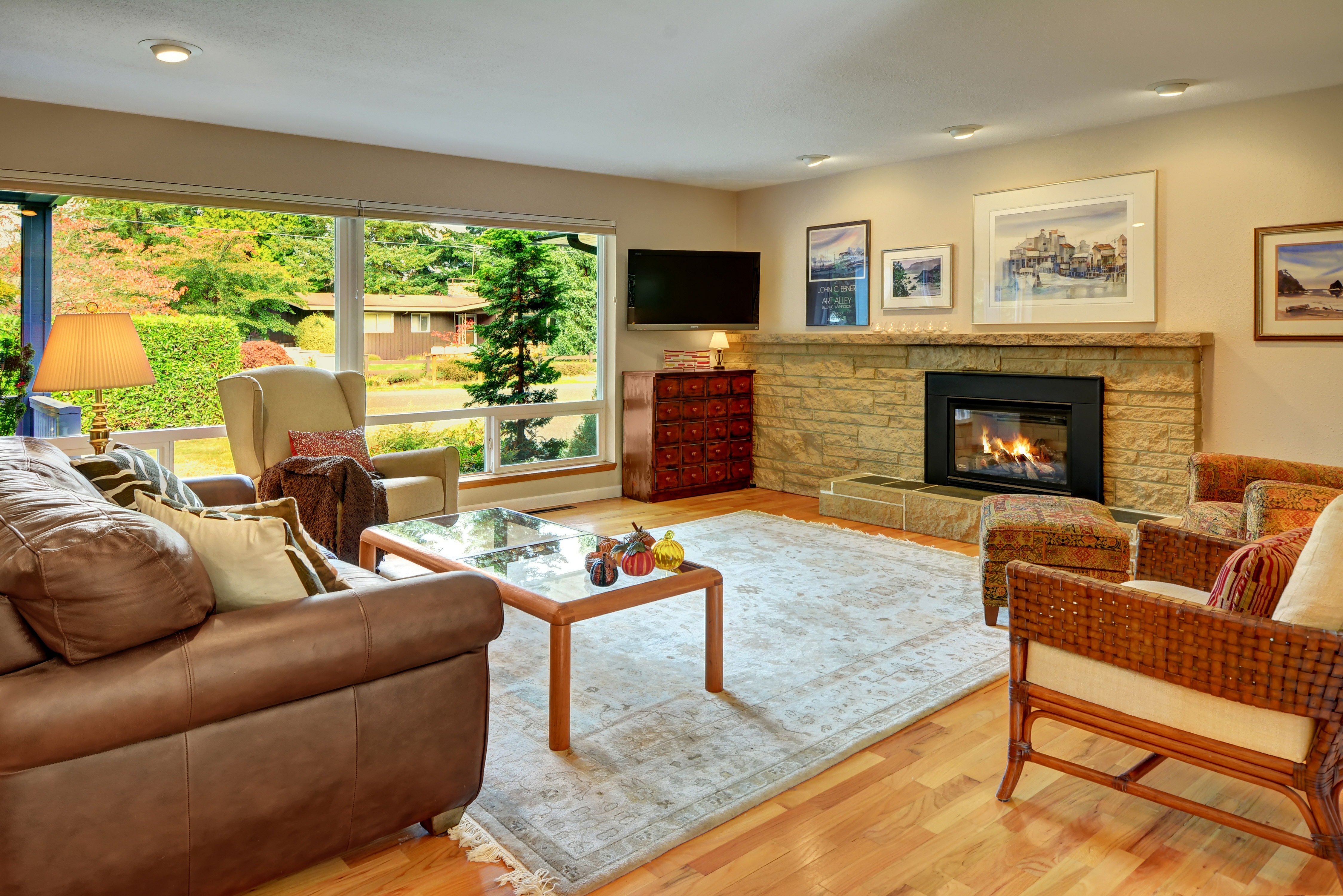 Property Photo: Living room 2305 N 188th St  WA 98133 