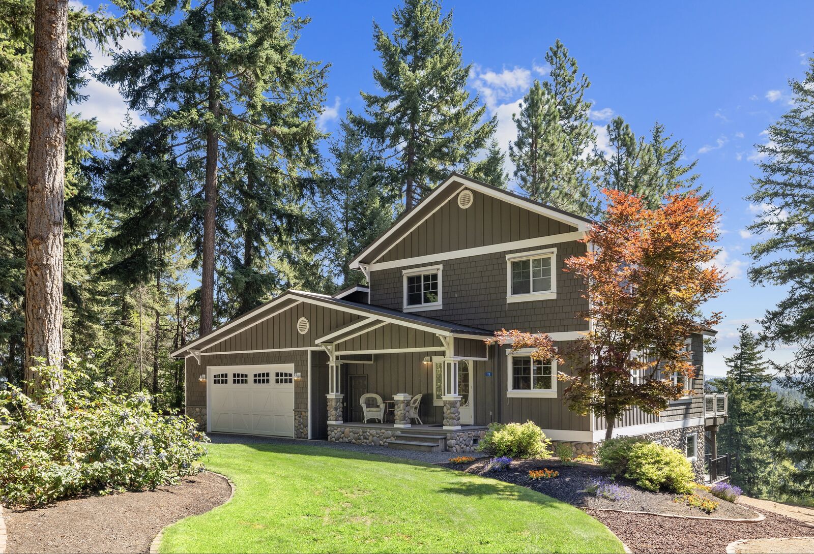 Property Photo: 71 Pecon Valley Place WA 98922