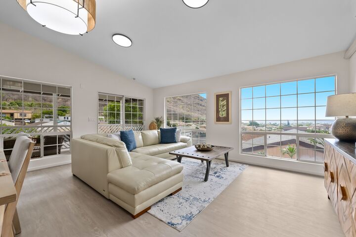 Property Photo: 668 Kuliouou Road HI 96821