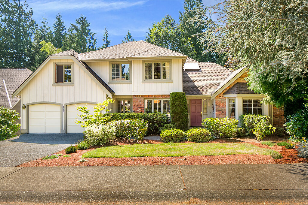 Property Photo: 2225 233rd Ave NE WA 98074