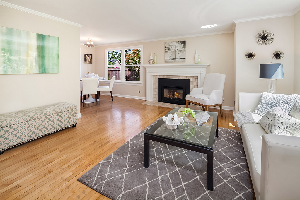 Property Photo: Living room 14017 Walllingford Ave N  WA 98133 