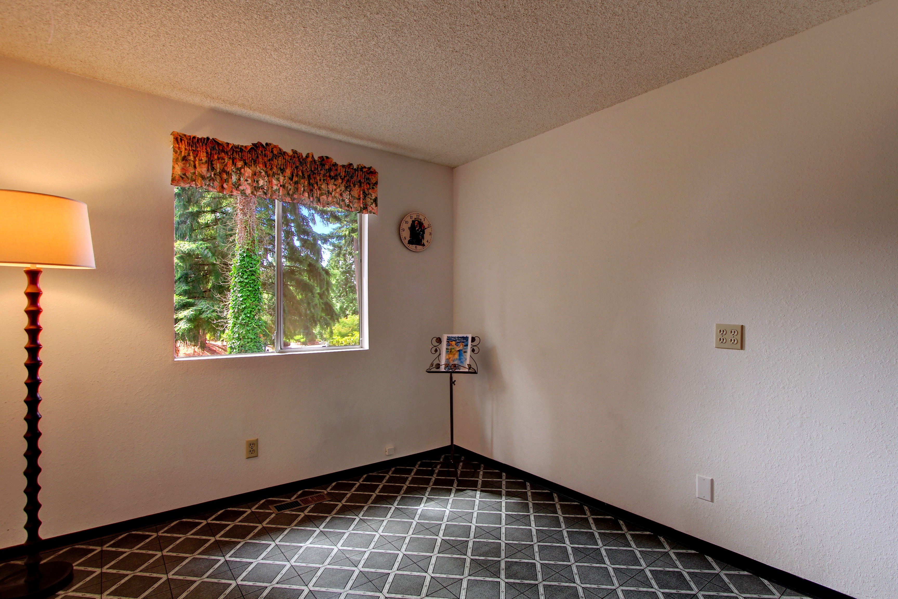 Property Photo: Bedroom 5313 144th Place SW  WA 98026 
