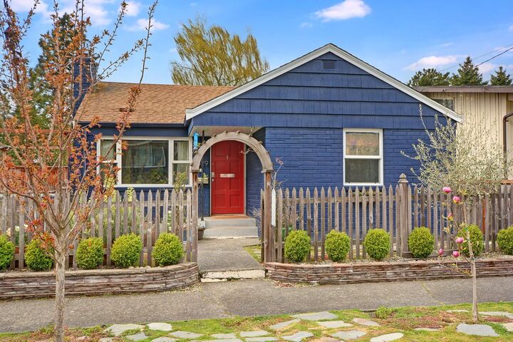 6529 39th Ave NE  Seattle WA 98115 photo