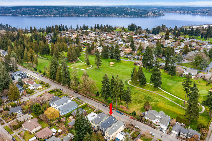 Property Photo:  7527  45th Avenue NE  WA 98115 