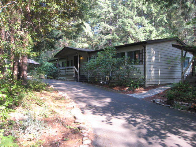 Property Photo:  56299 Hall Dr  OR 97413 