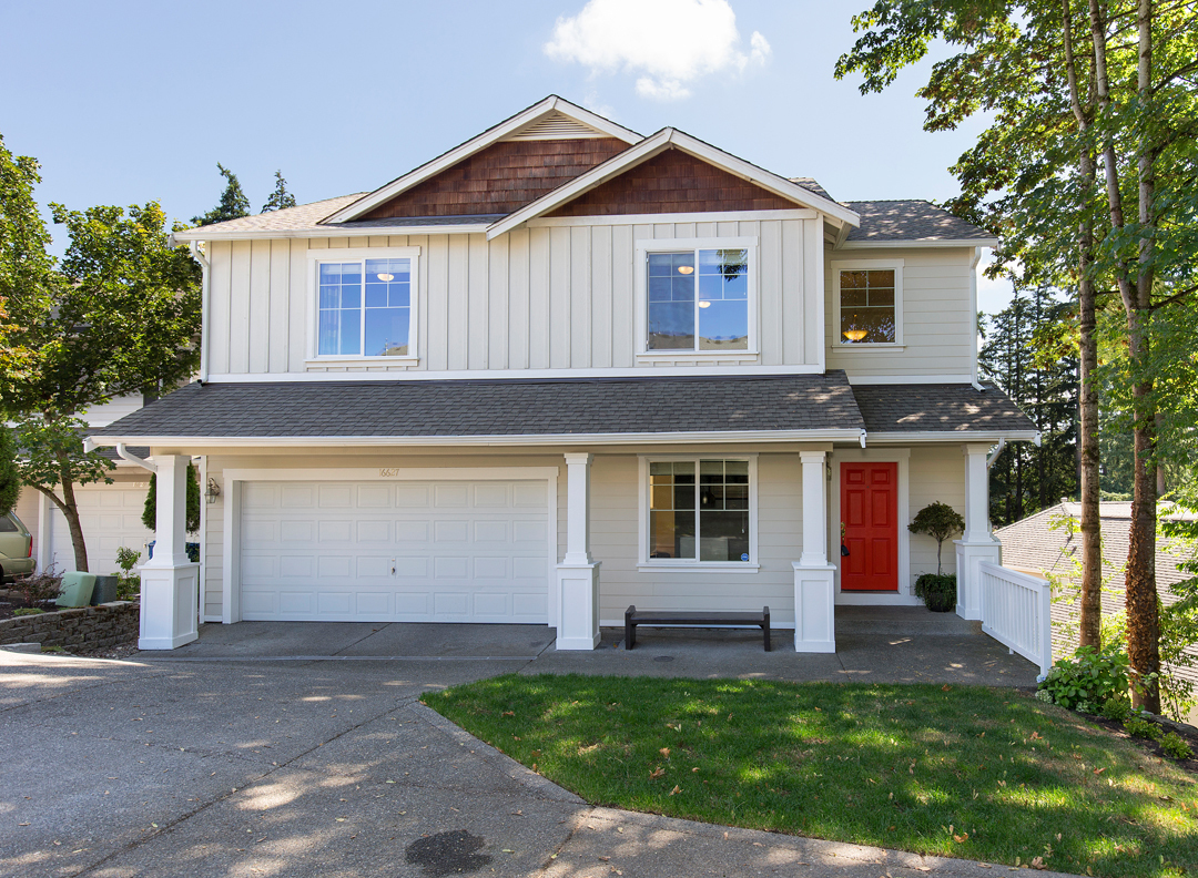 Property Photo: 16627 SE 262nd Place WA 98042