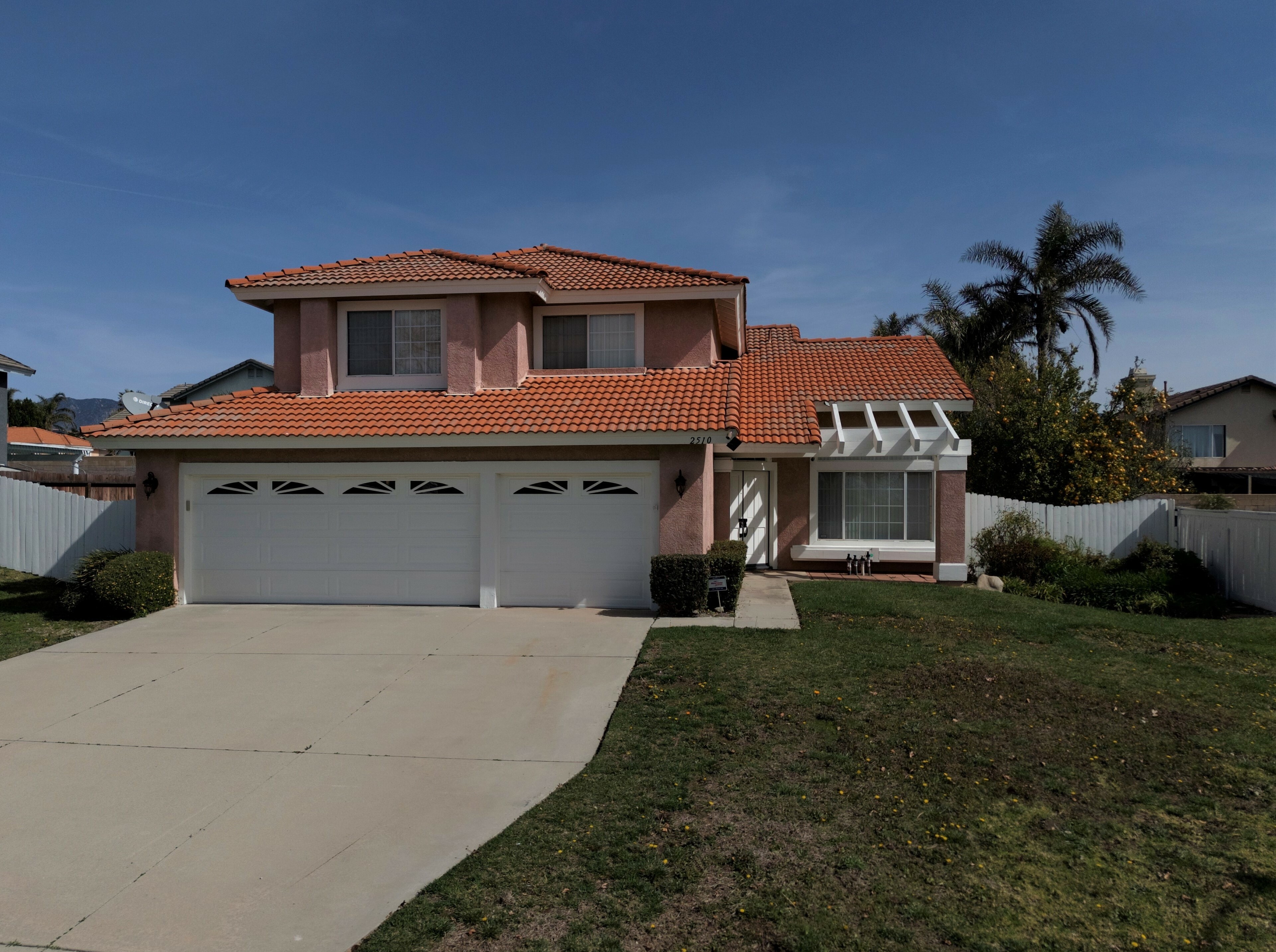 Property Photo:  2510 W Autumn Mist Drive  CA 92377 