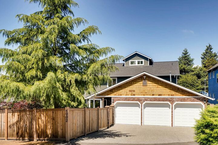 Property Photo:  4002 SW 98 St  WA 98136 