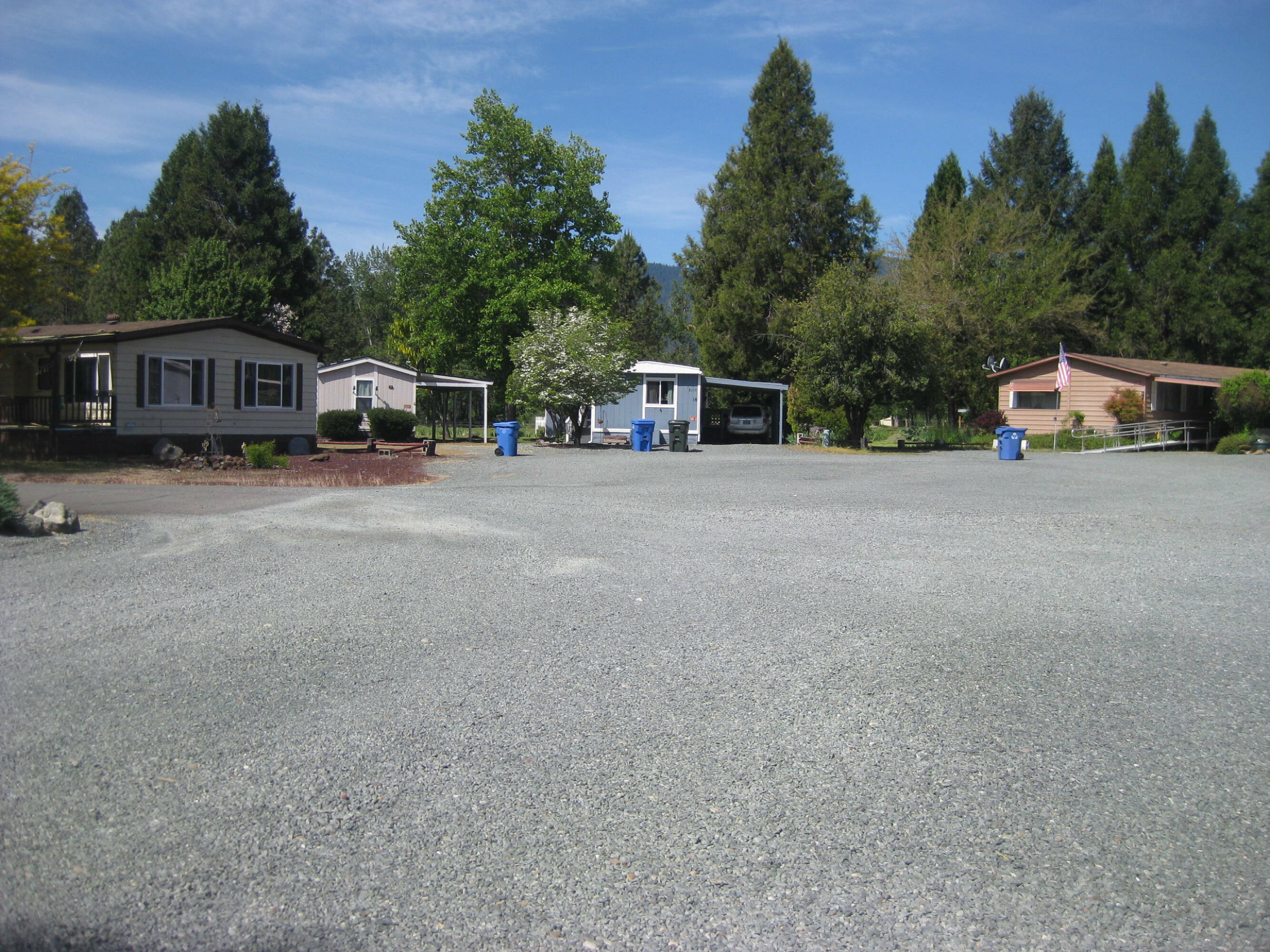 Property Photo: 8911 E. Evans Creek Rd. OR 97537