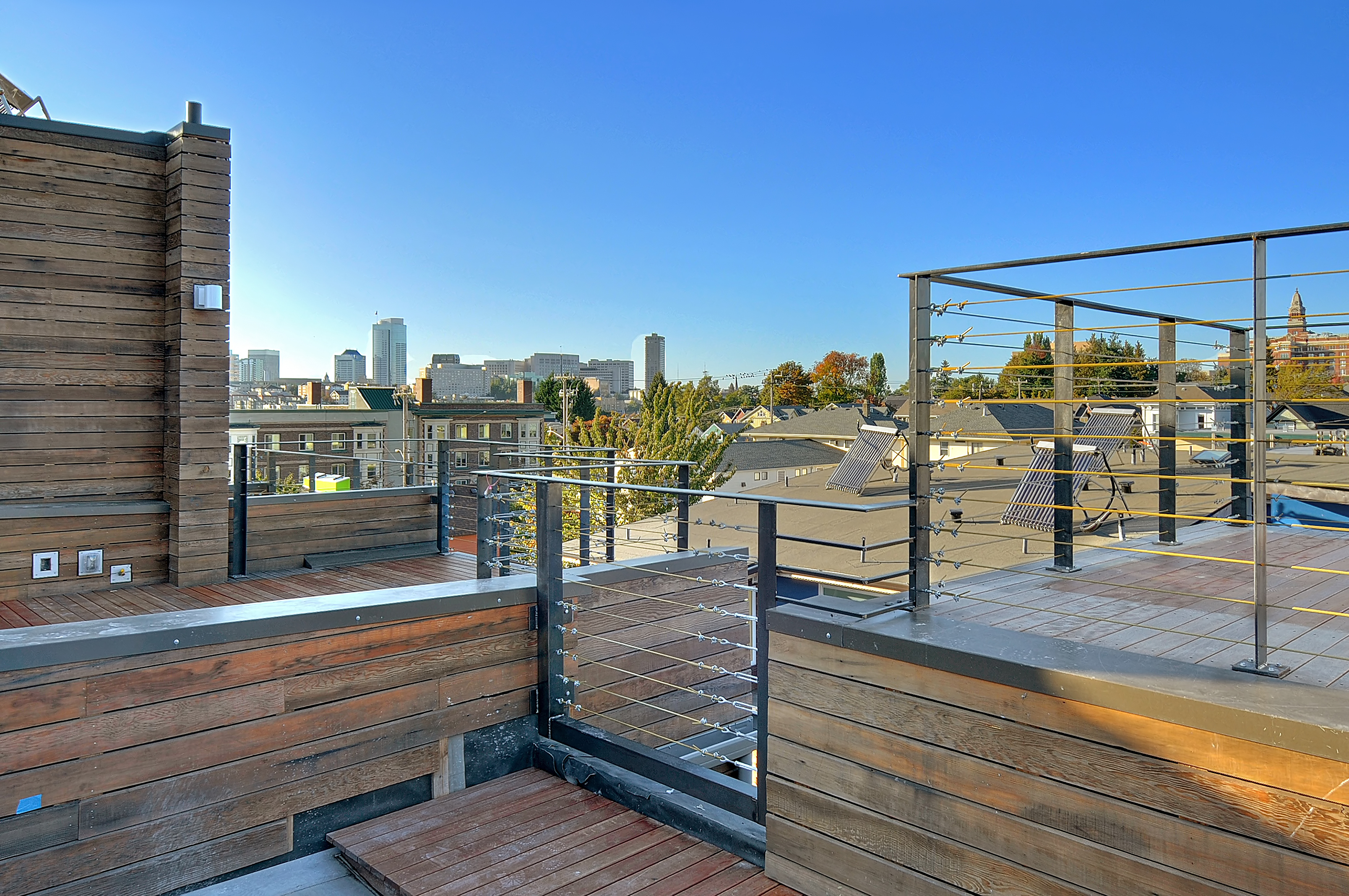 Property Photo: 1826 E Yesler Wy WA 98122