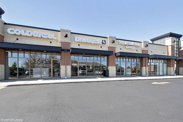 Real Estate Group,Shorewood,Real Estate Group