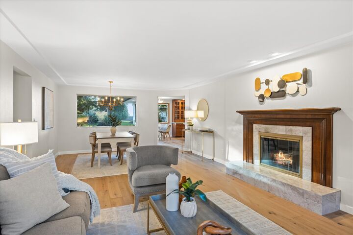 Property Photo: 22210 96th Avenue W WA 98020