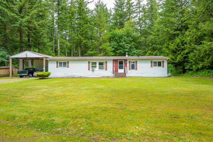 Property Photo:  2184 Zell Rd  WA 98248 