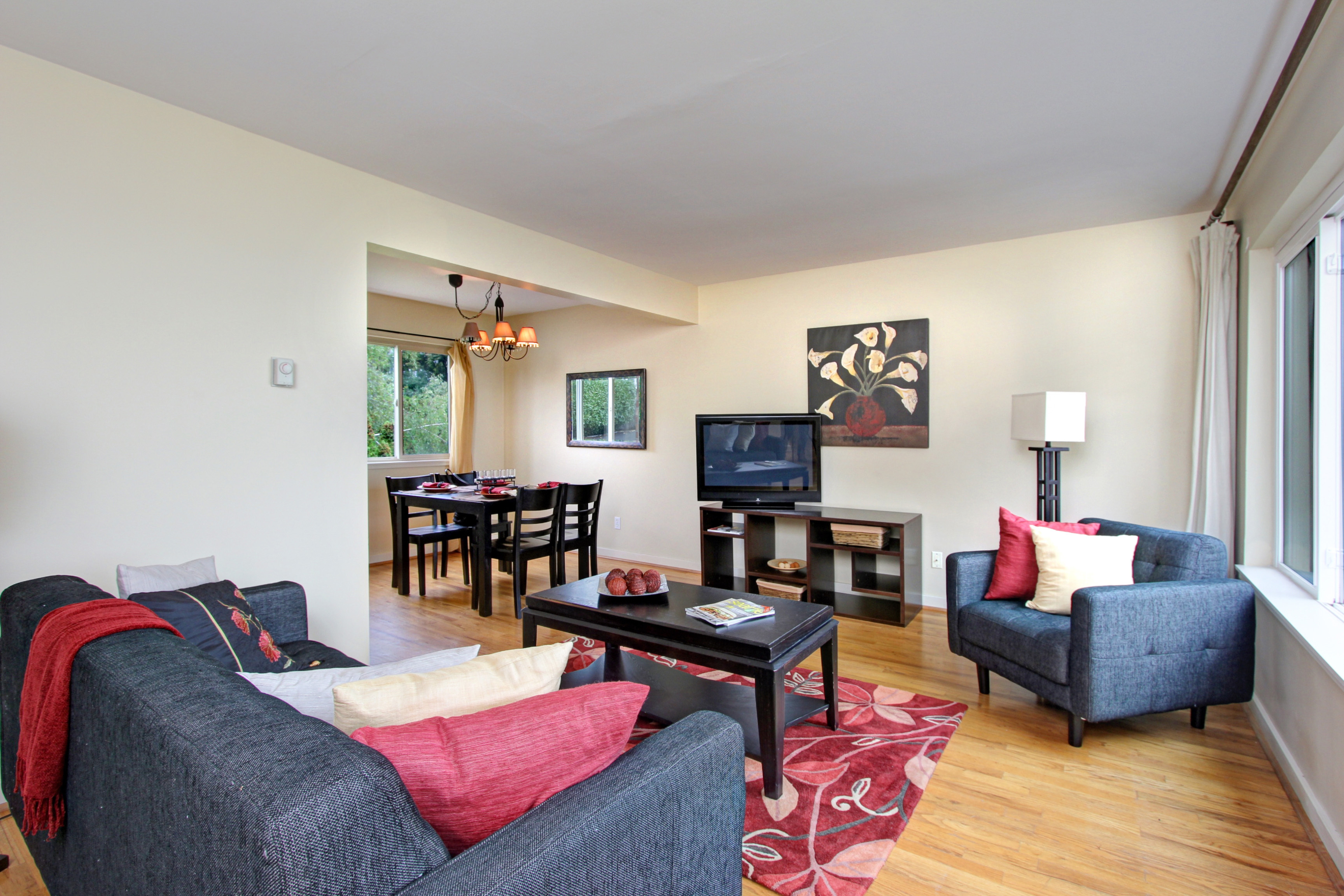 Property Photo: Living room 330 W Olympic Place 407  WA 98119 