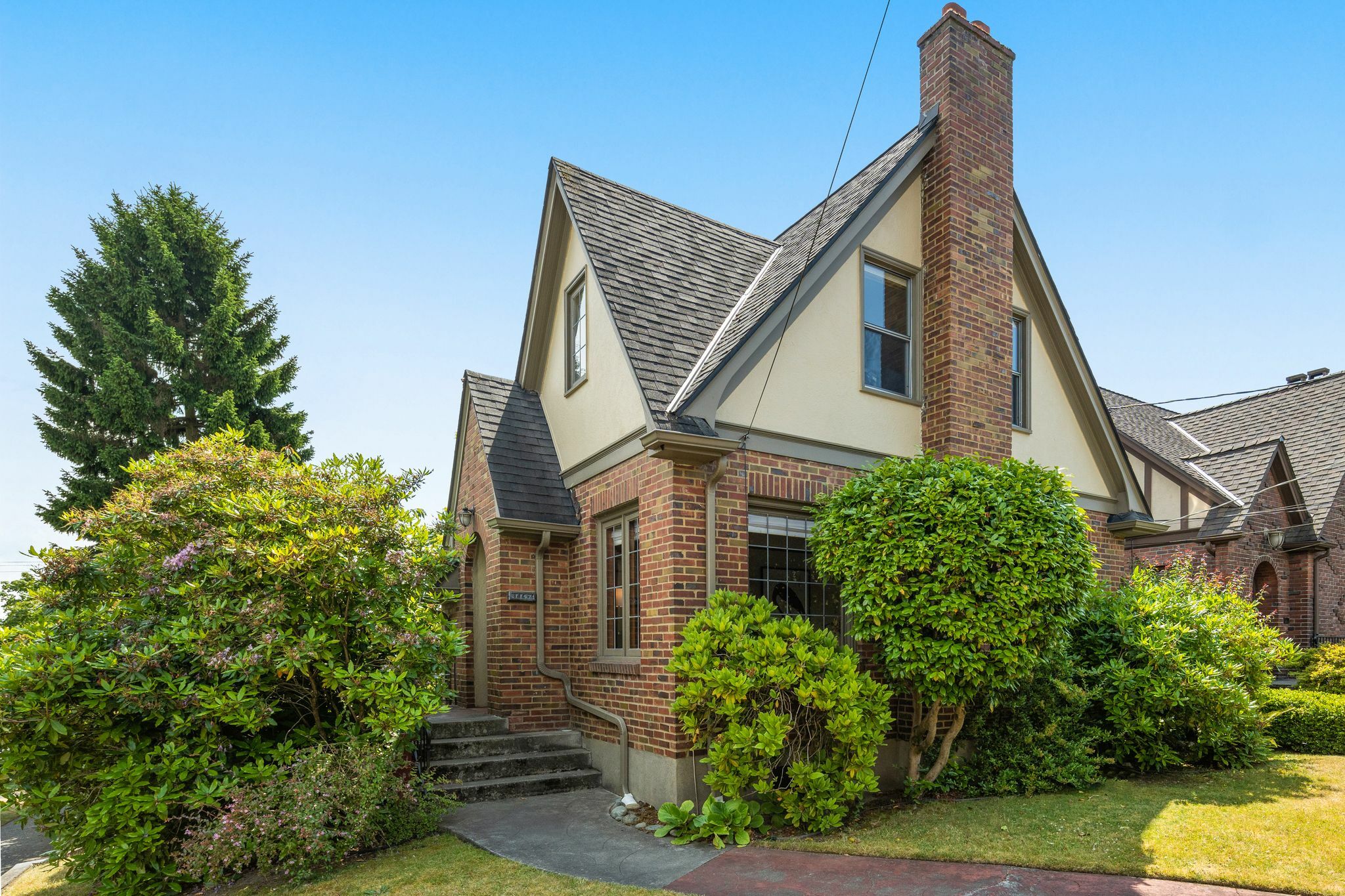 Property Photo: 1157 N 78th Street WA 98103