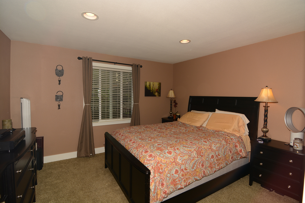 Property Photo: 1 bedroom 1 bath condo 21301 48th Ave W A110  WA 98043 