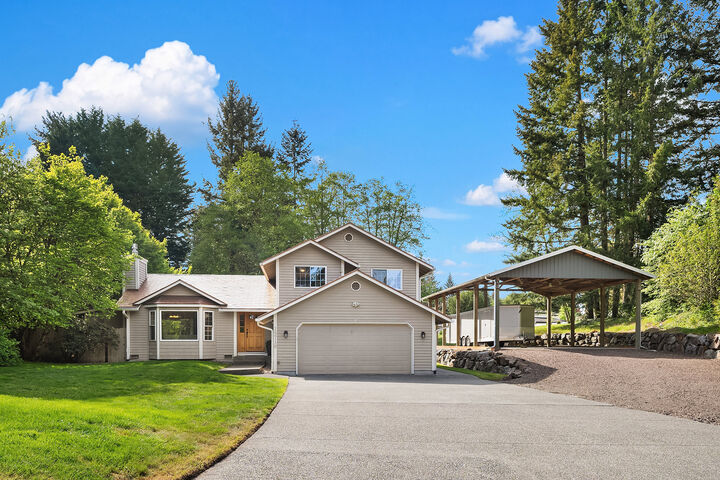 Property Photo:  15718 NE 198th Street  WA 98072 