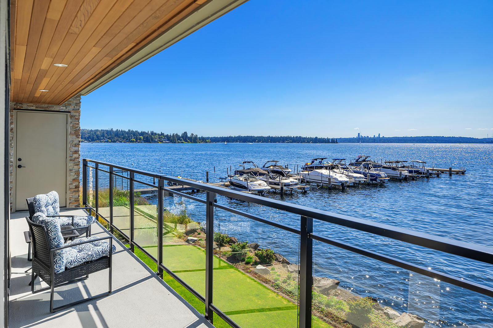 Property Photo:  6401 Lake Washington Boulevard NE 209  WA 98033 