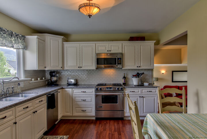 Property Photo: Interior 1503 S 13th St  WA 98274 