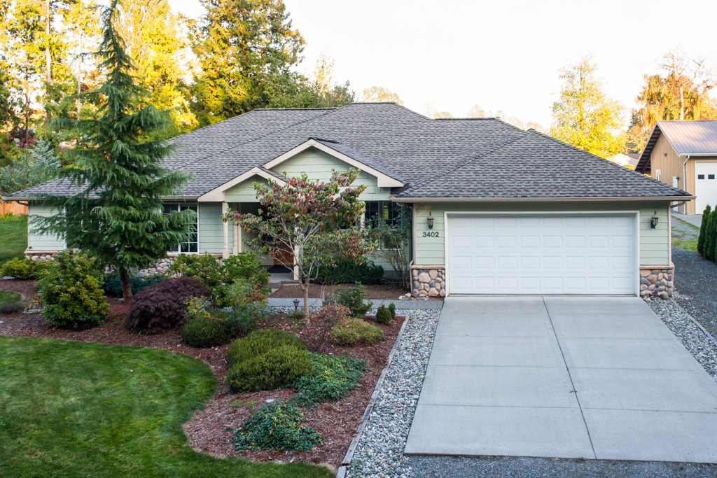 Property Photo:  3402 Boxwood Ave  WA 98225 