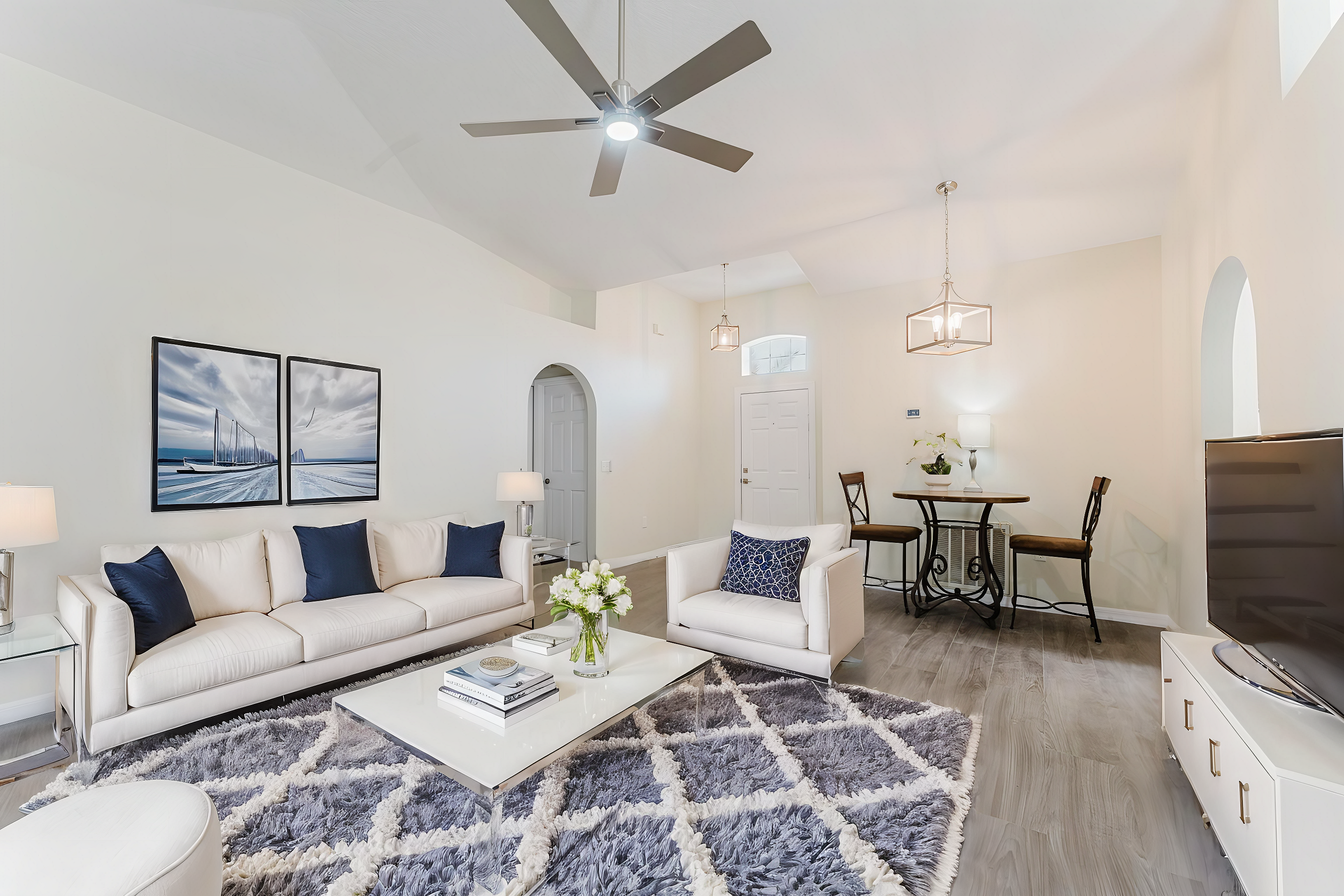 Property Photo: 1832 Corner Meadow Circle FL 32820