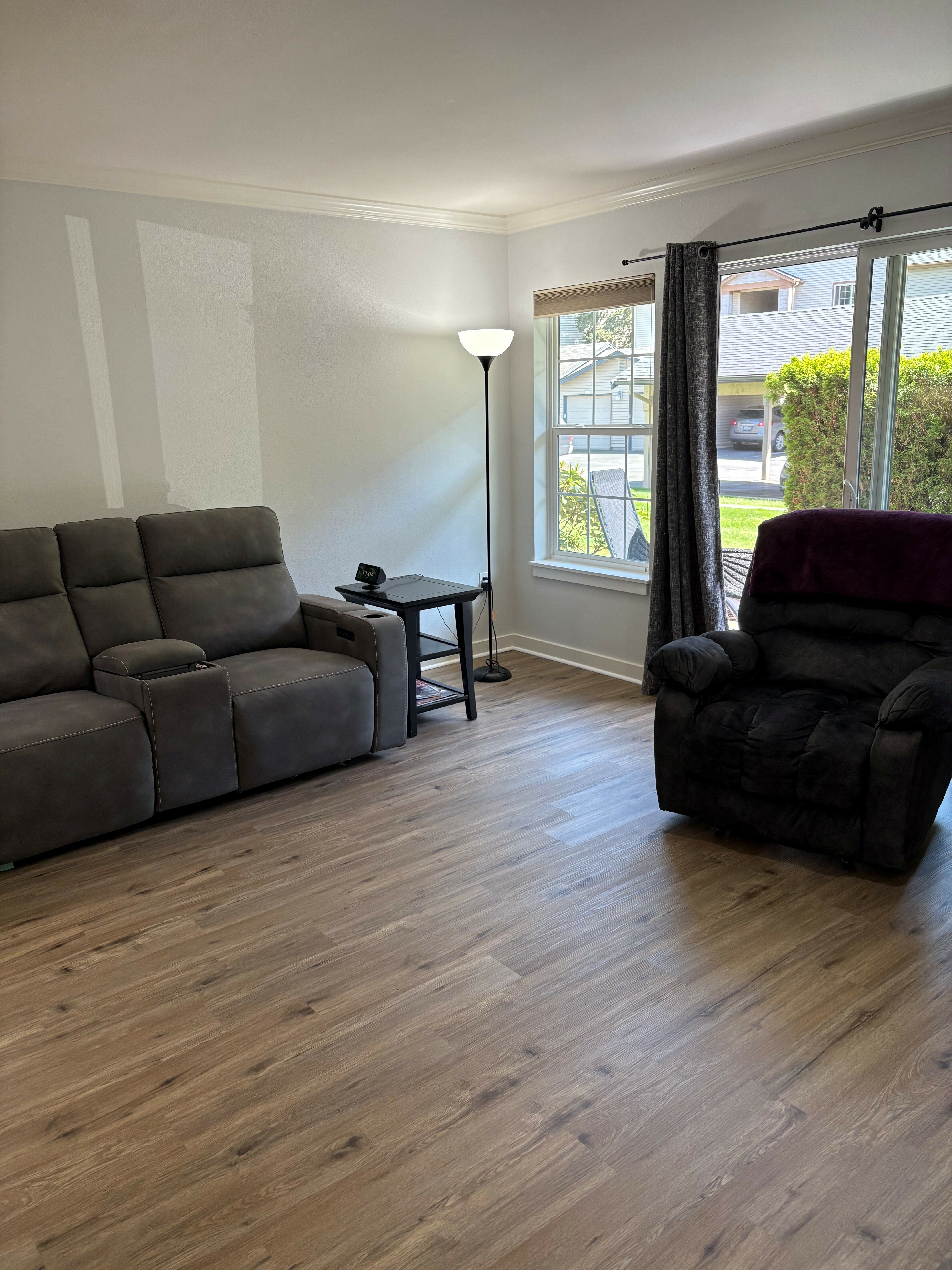 Property Photo: 25025 SE Klahanie Boulevard L104 WA 98029