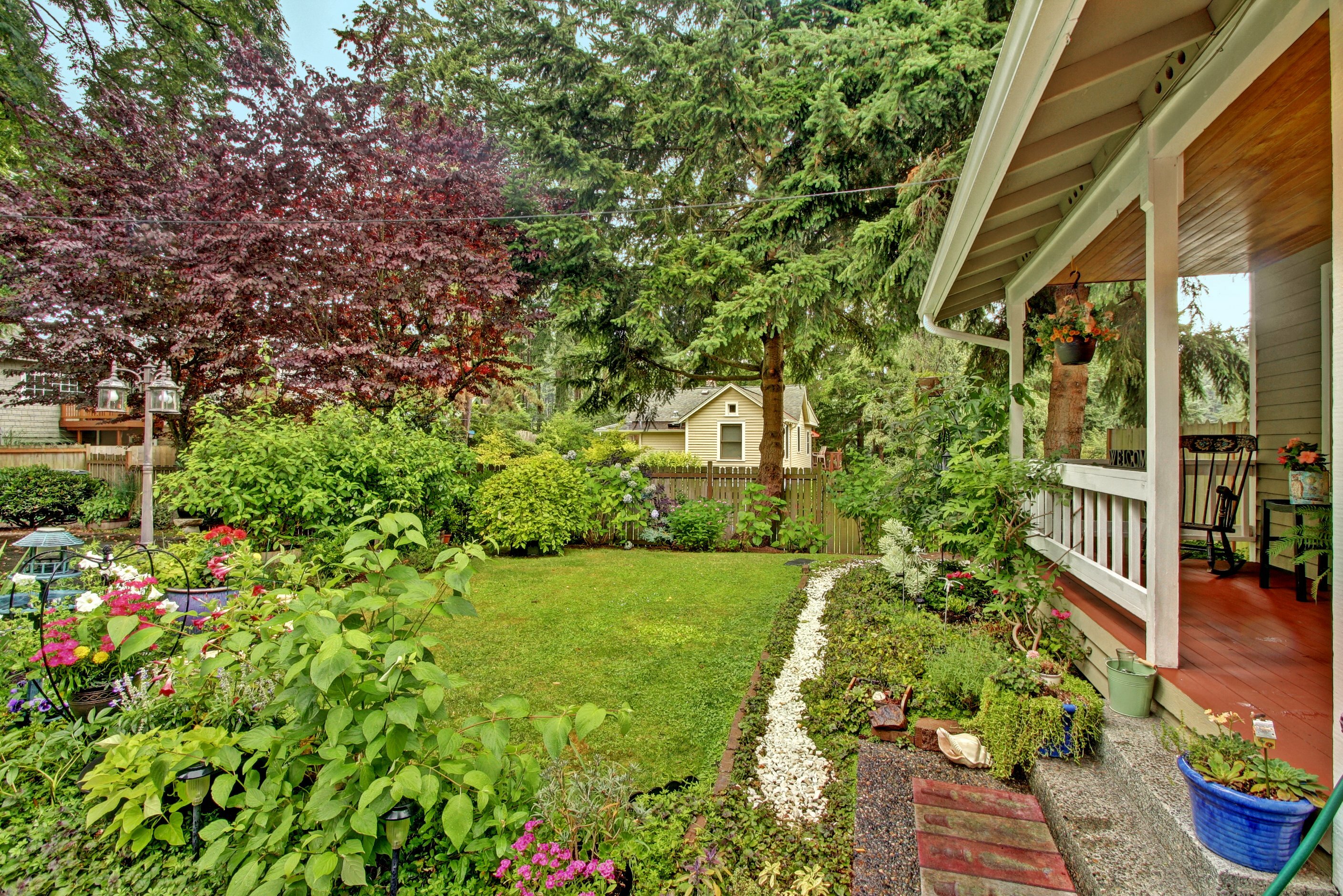 Property Photo: Covered front porch 9801 234th St SW 2  WA 98020 