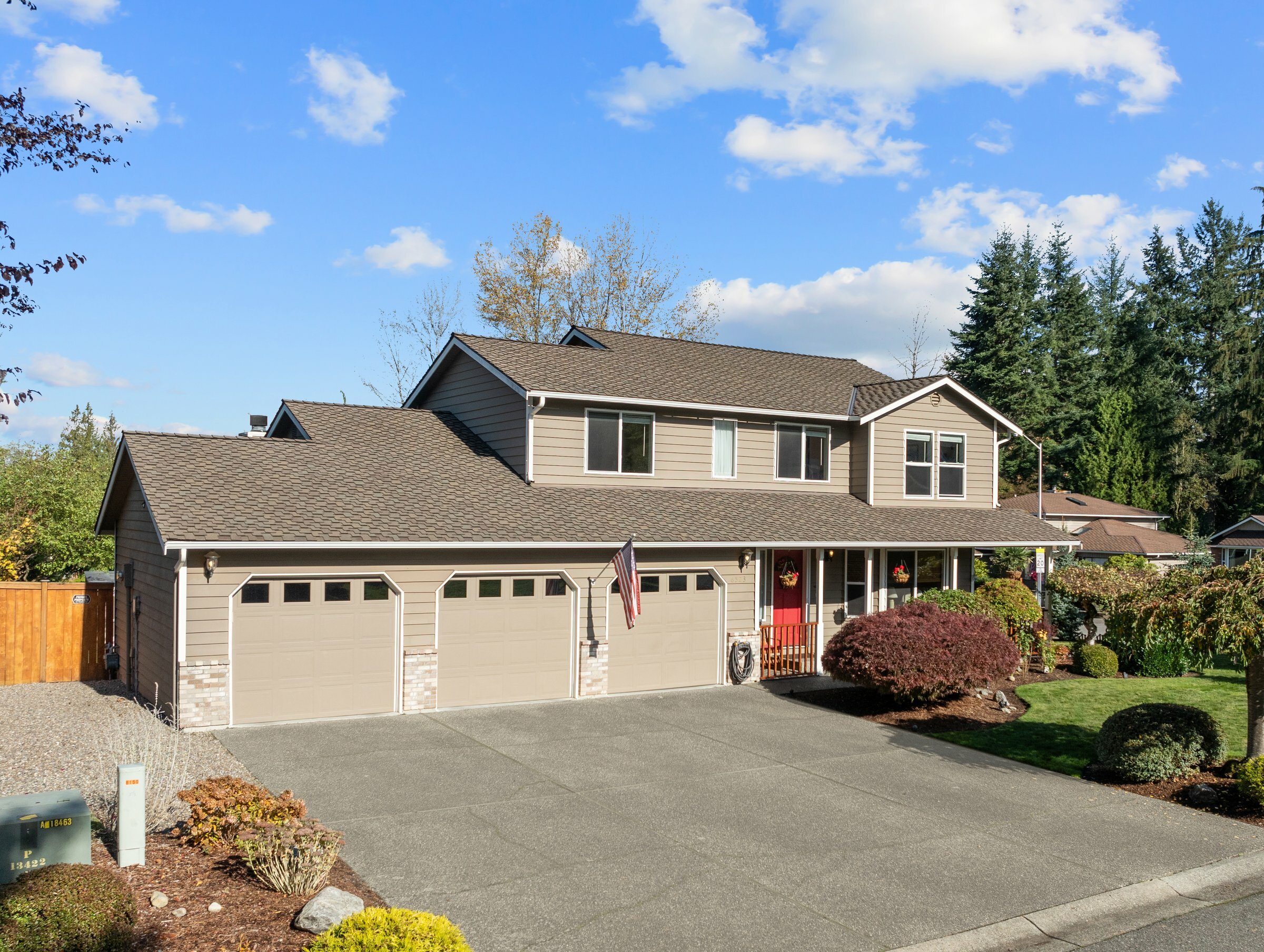 Property Photo:  6523  145th Street SE  WA 98296 