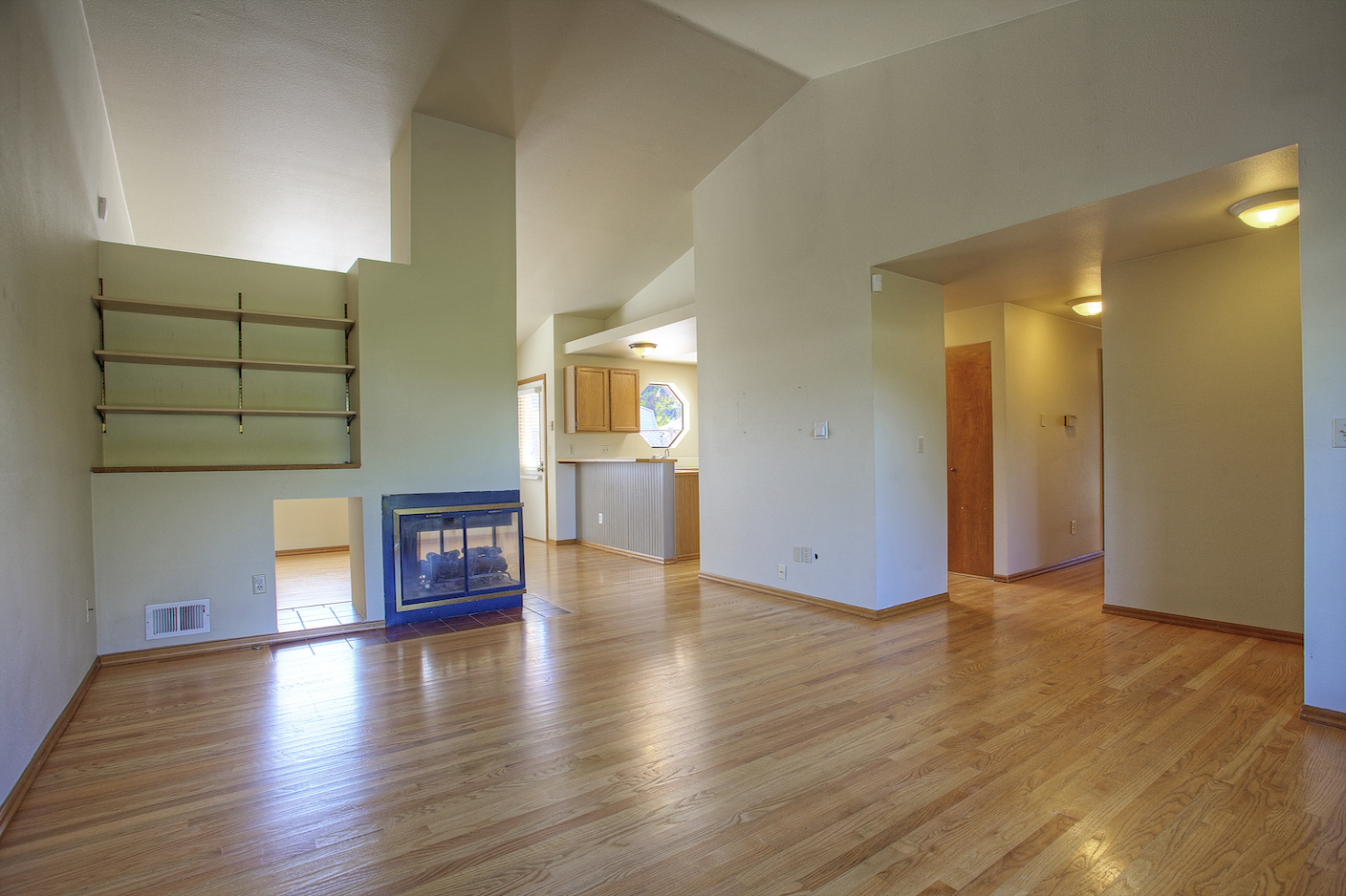 Property Photo: Interior 3708 N Commencement Bay Dr  WA 98407 