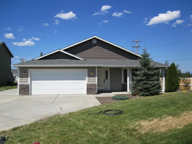 Property Photo: 9202 W 72nd Ave WA 99004