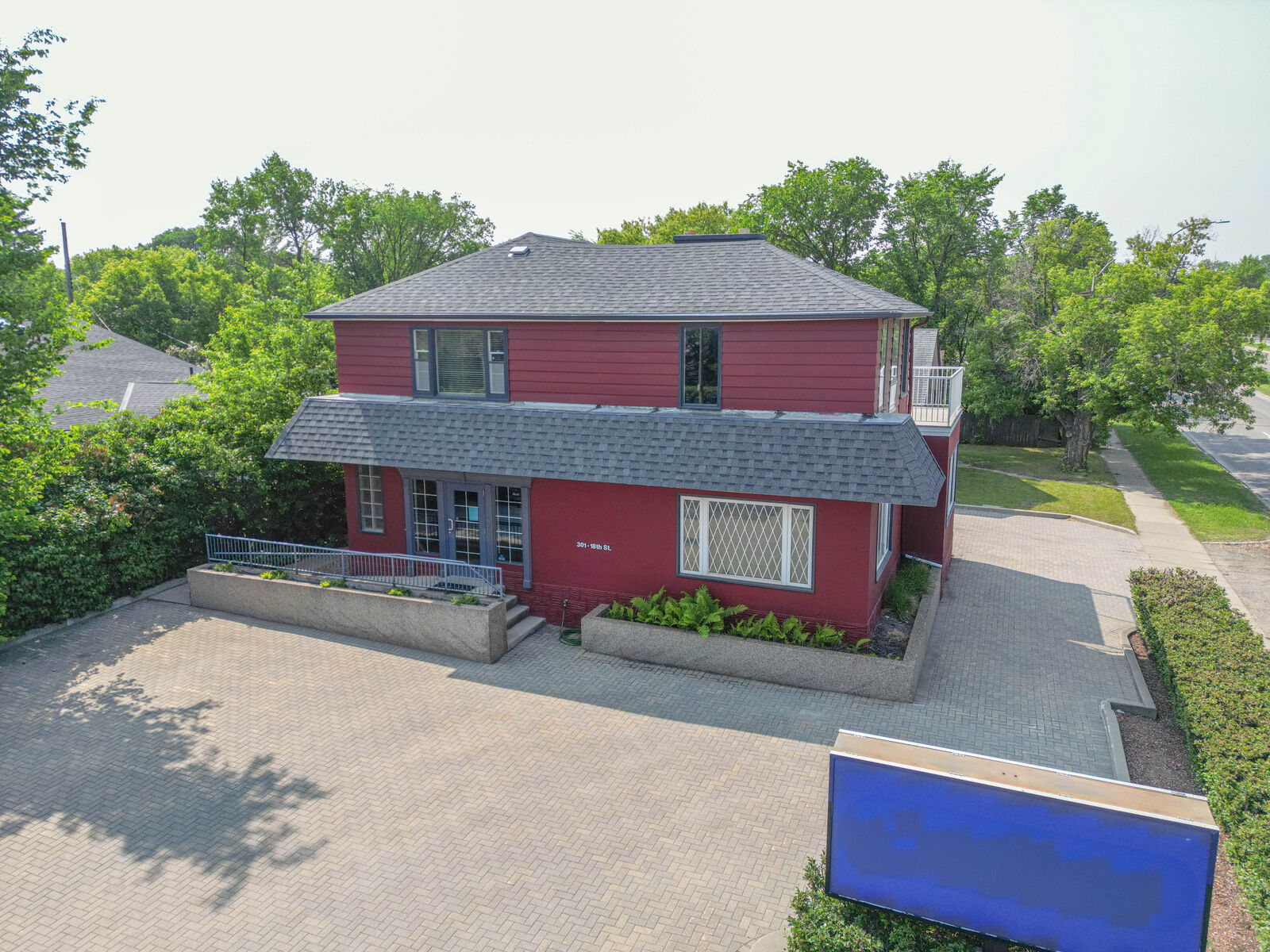Property Photo:  301 18th Street  MB R7A 5A8 