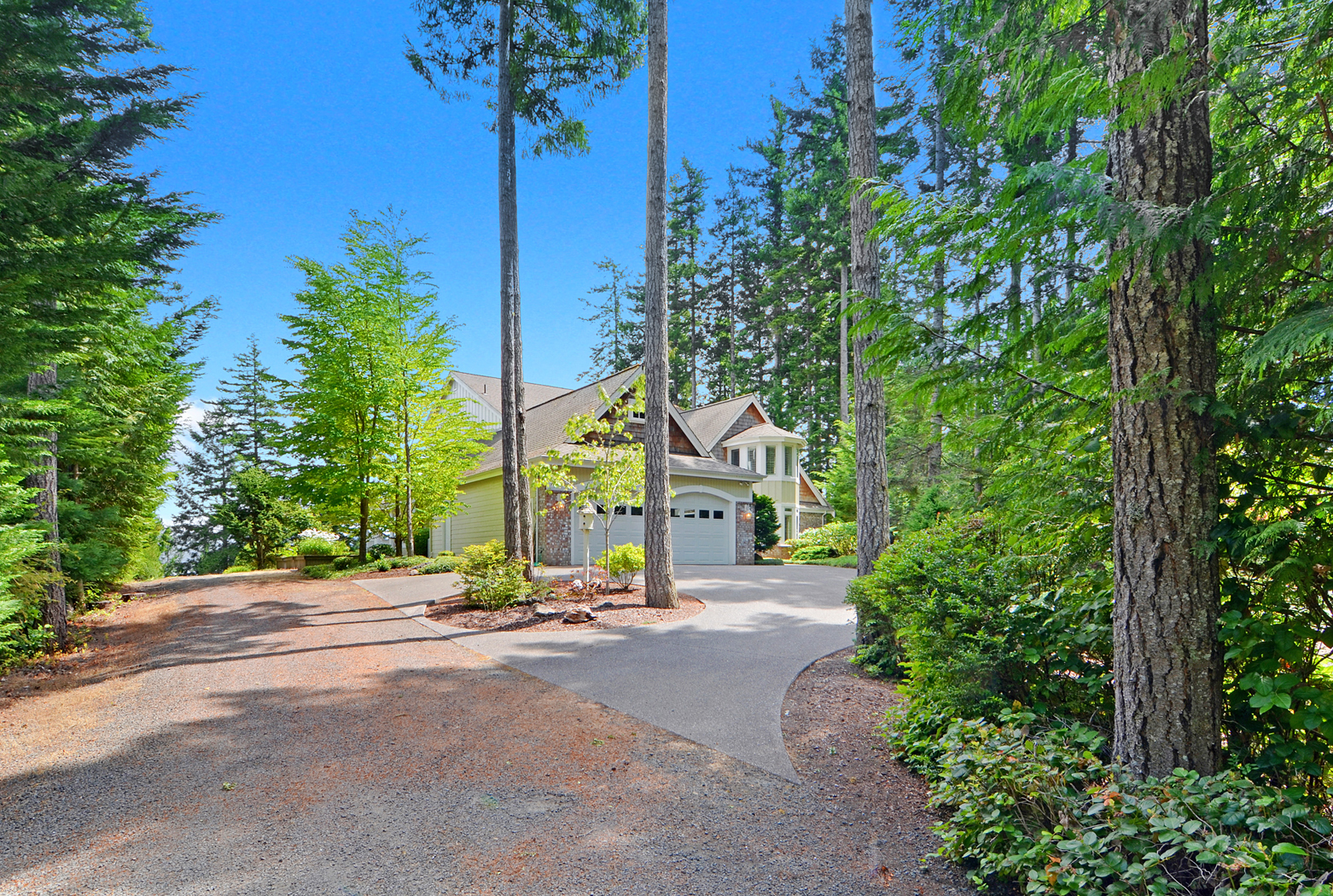 Property Photo: Gracious home exteriors 468 Point Whitney Rd  WA 98320 