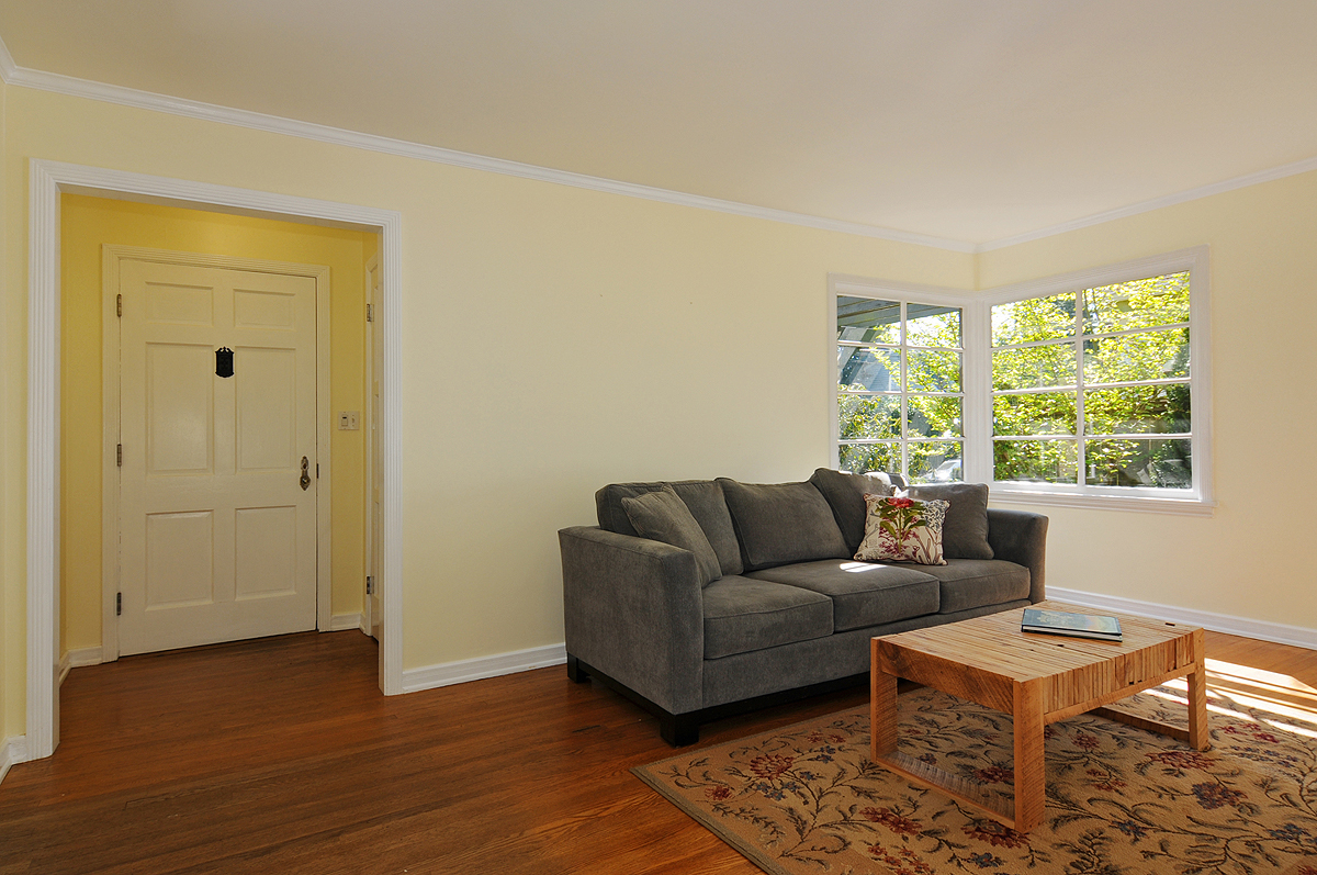 Property Photo: Foyer/living room 3229 27th Ave W  WA 98199 