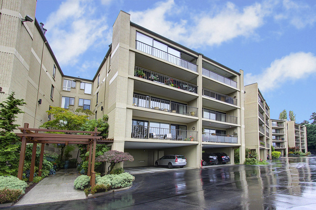 Property Photo: 8003 Sand Point Way NE B34 WA 98115
