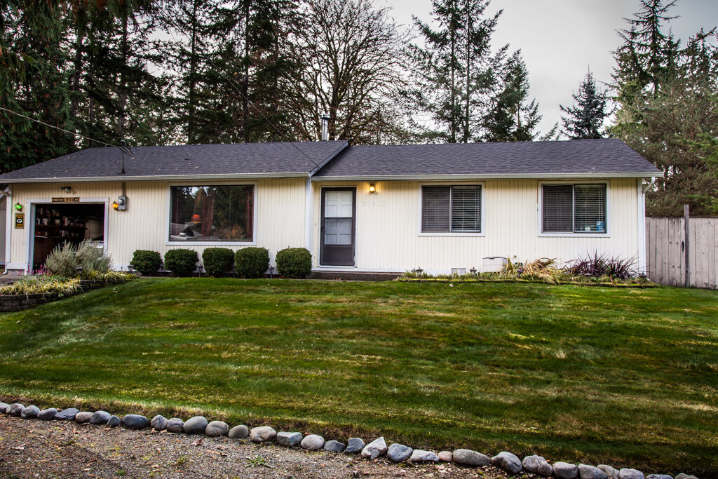 Property Photo:  29412 216th Ave SE  WA 98010 