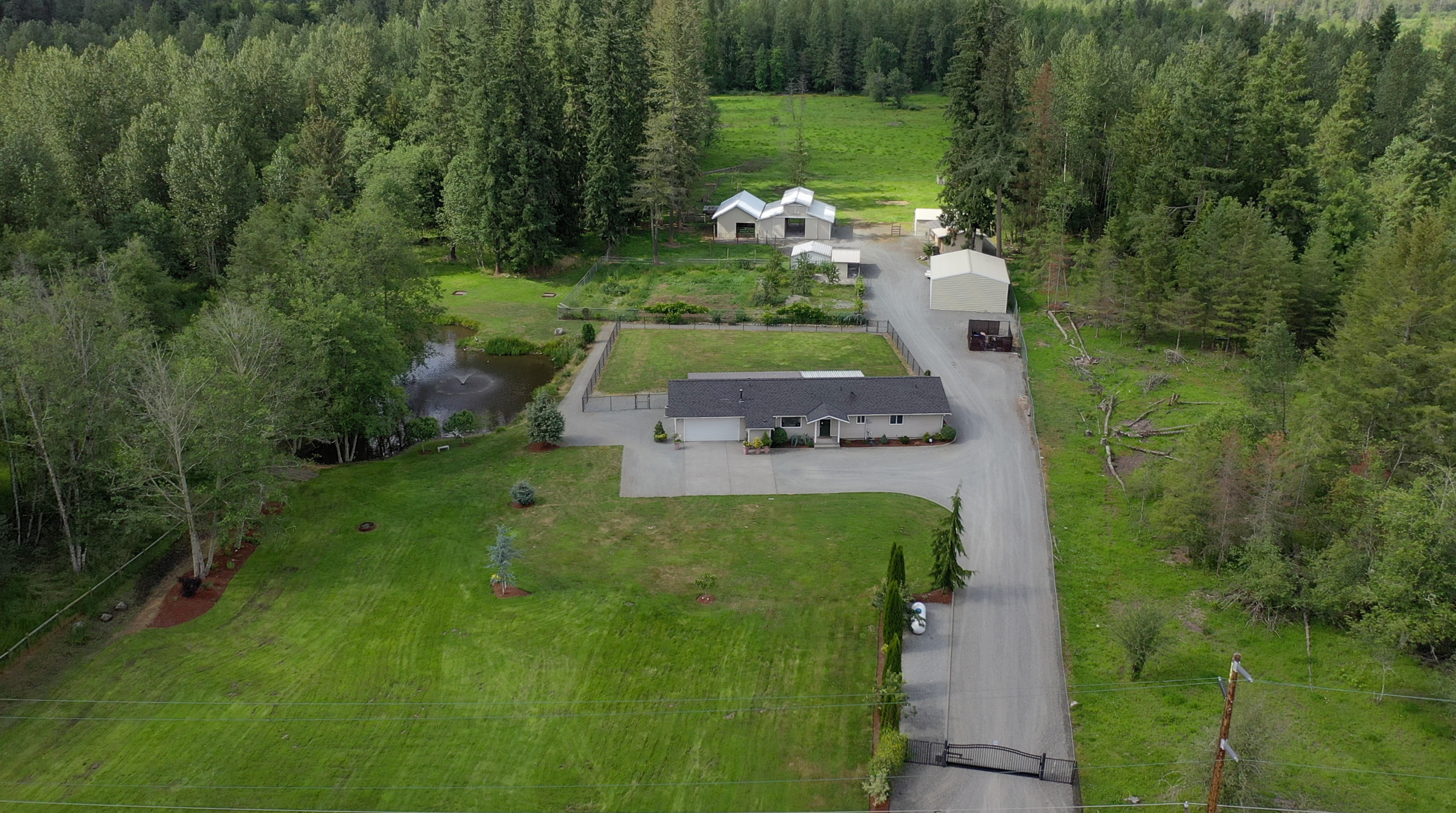 Property Photo:  13621 Kapowsin Hwy E  WA 98338 