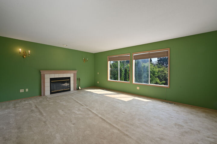 Property Photo: Living Room 4407 30th Avenue W WA 98199