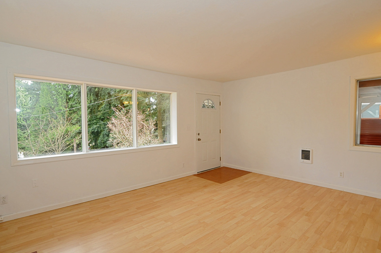 Property Photo: Living room 15721 Densmore Ave N  WA 98133 