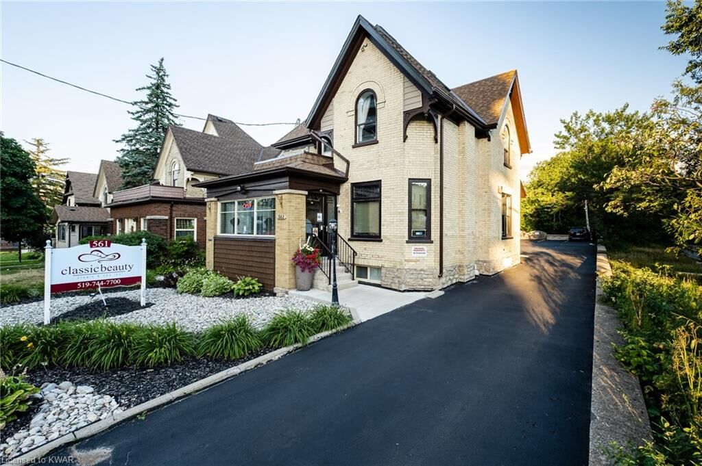 Property Photo:  561 Queen St S  ON N2G 1W9 