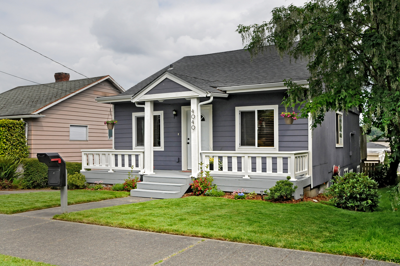 Property Photo:  4040 32nd Ave SW  WA 98126 