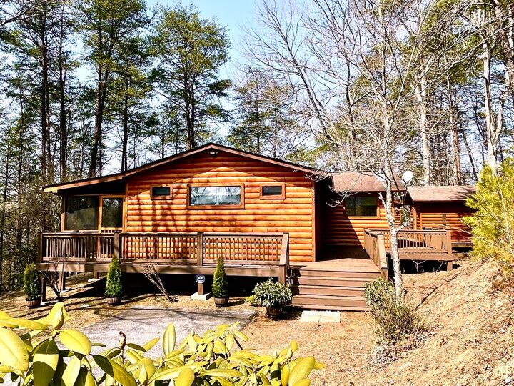 Property Photo: 233 River Hills GA 30559