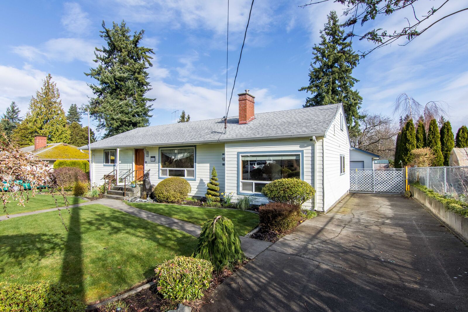 Property Photo:  415 51st St SW  WA 98203 